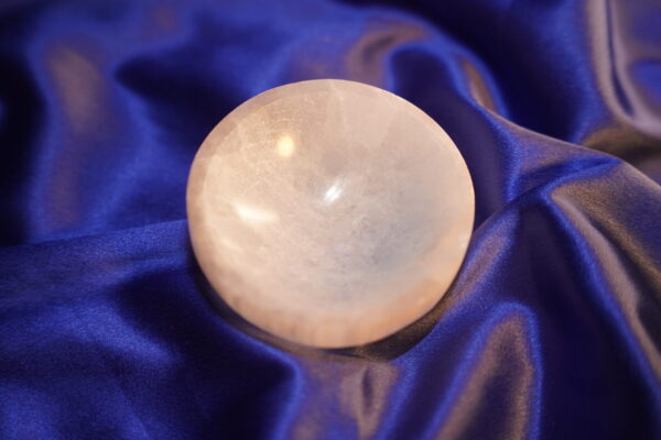 Round Shaped Selenite Bowl